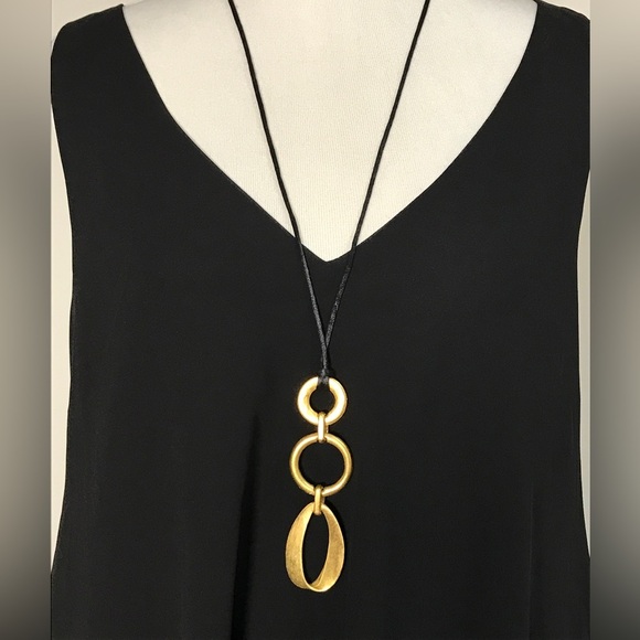 The Limited Gold Tone 3 Ring Lavaliere Necklace - Picture 4 of 4